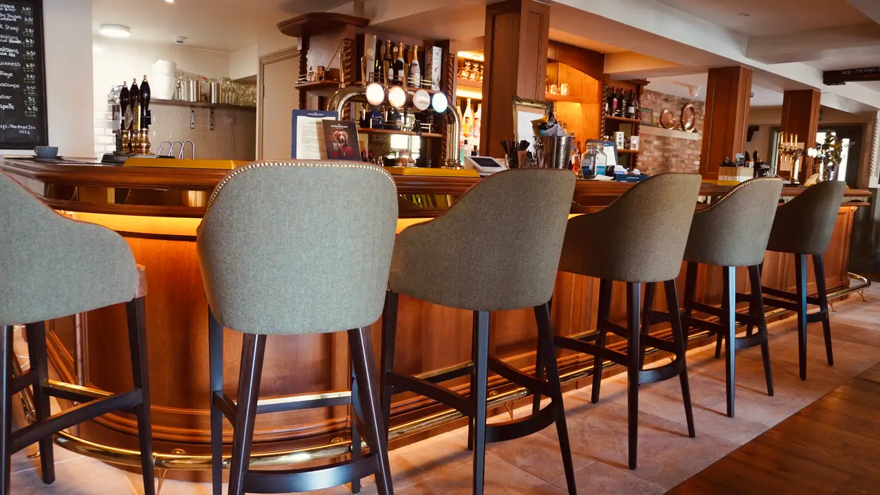Charming Bar and Restaurant in North Yorkshire - The Angel Inn, Thirsk, North Yorkshire