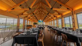Una foto del restaurante Twin View Restaurant at Evermore Resort