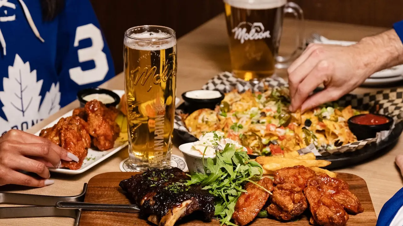 Fox and John's Pub & Restaurant - Liberty Village, Toronto, ON