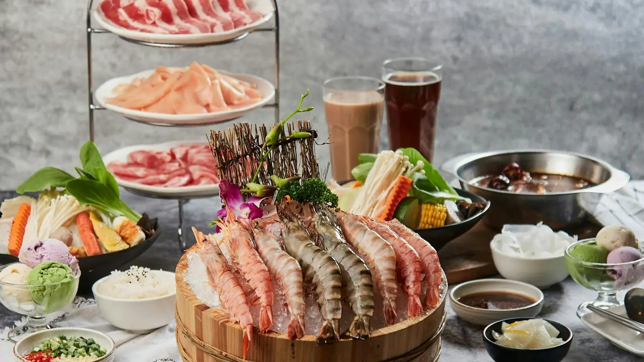 哈肉鍋 愛河店, Kaohsiung City, KHH