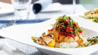 Una foto del restaurante Deep Lagoon Seafood & Oyster House - Marco Island