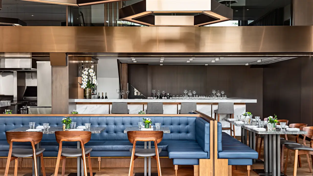 Dining Room - Hexagon, Oakville, ON