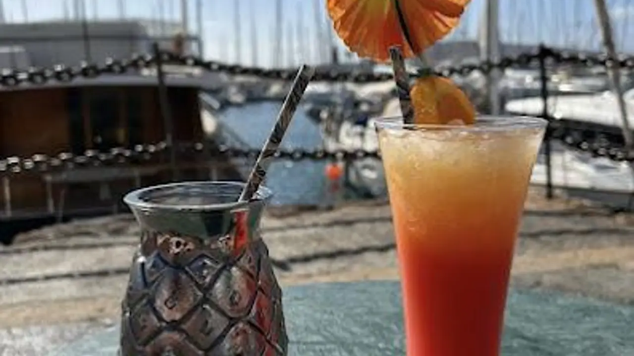Jungle Vibes at the Marina, Yaiza, Las Palmas