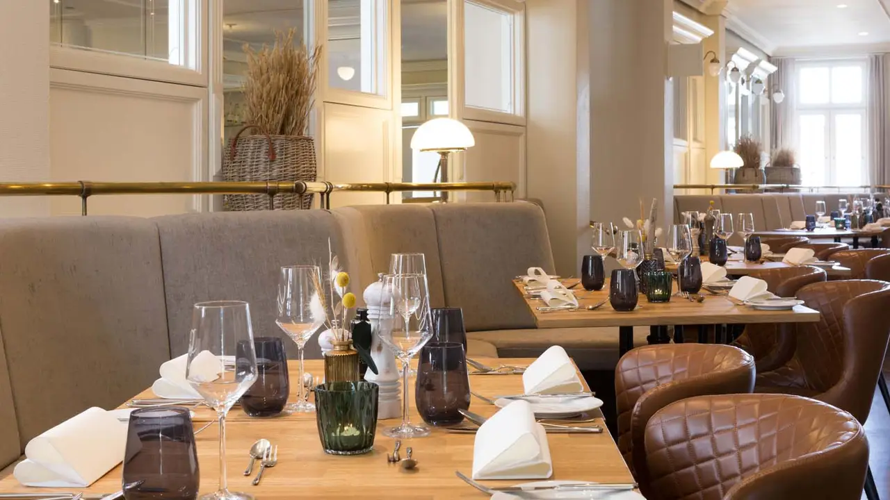 Vju-hotel-restaurant-ruegen - Restaurant Strandläufer - Vju Hotel, Göhren, MV