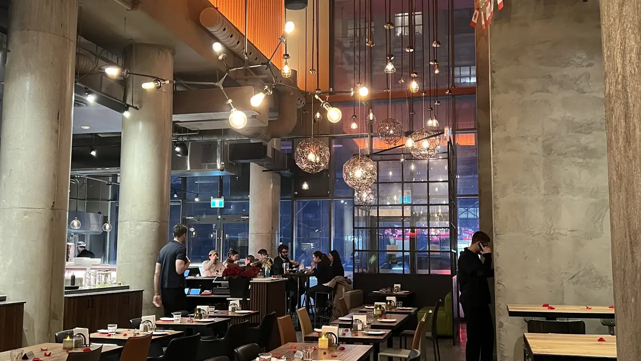 Turquoise Grill House - Downtown Toronto, Toronto, ON