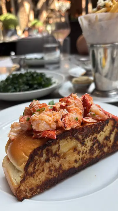 The art of dining at 3 Arts Club Cafe at RH Chicago – My Mojo Gift