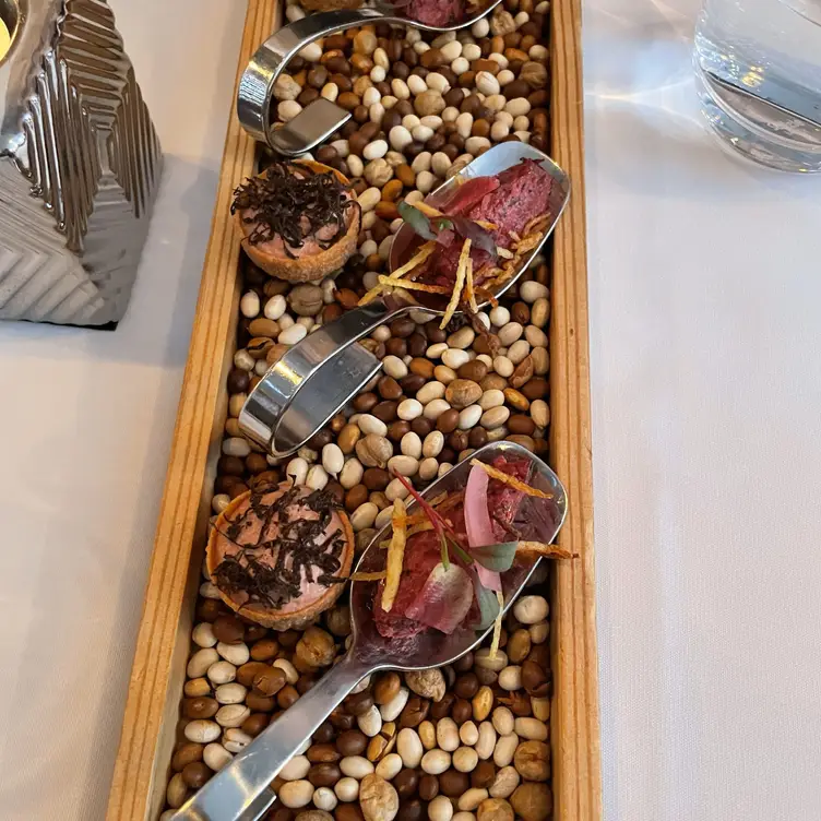 La Chronique, Montréal, QC