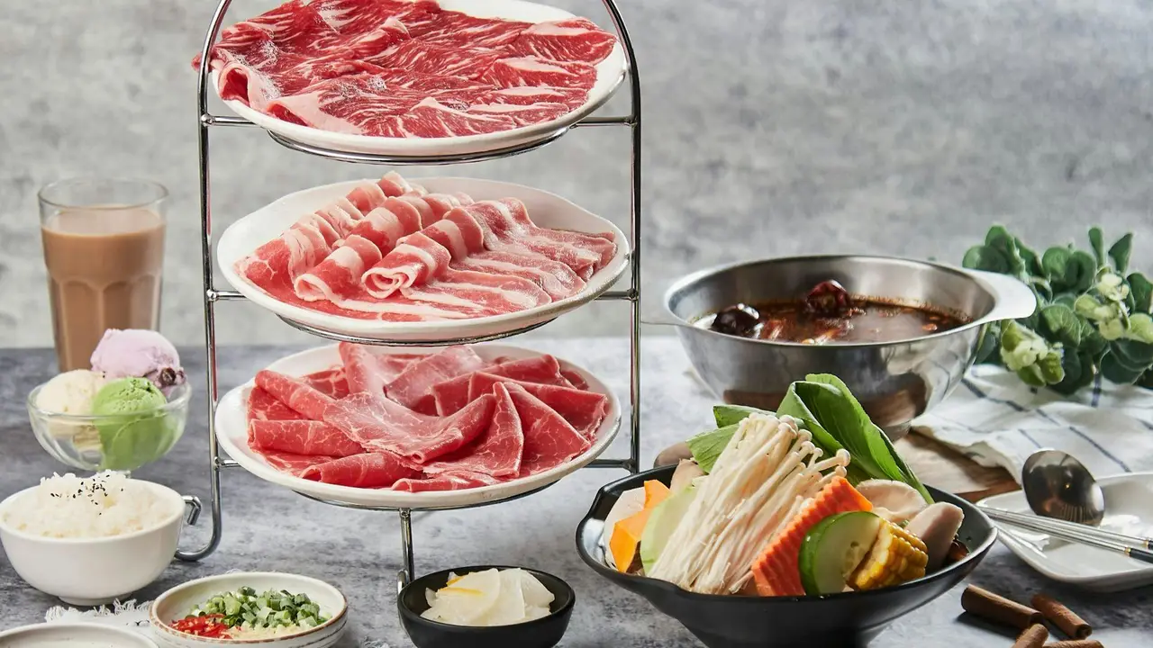 哈肉鍋 鳳山店, Kaohsiung City, KHH