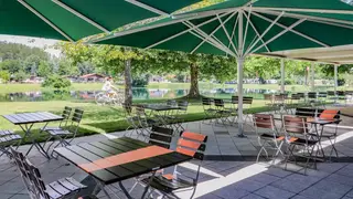 Una foto del restaurante Freizeitcenter Oberrhein Restaurant Seeblick