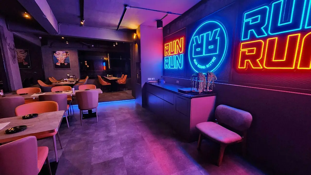 隱居 奔跑餐酒館, Taipei City, TPE