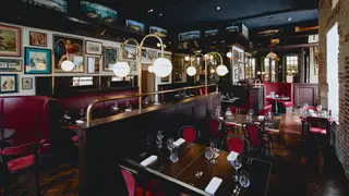 Una foto del restaurante Macready's