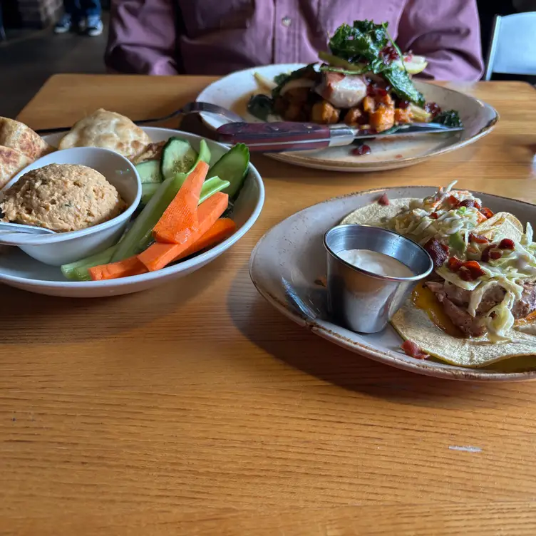 Breakneck Tavern, Mars, PA