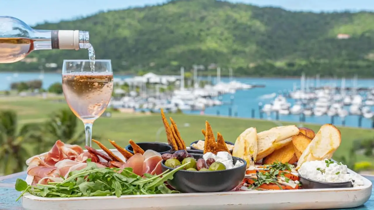 Anchor Bar, Airlie Beach, AU-QLD