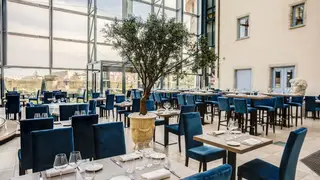 Una foto del restaurante Château de Saint Priest