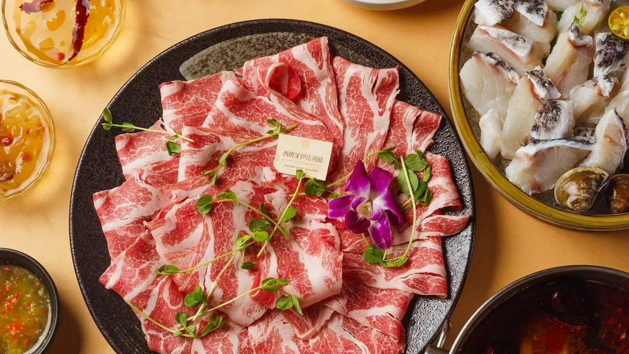 鮮牧火鍋 新店店, Taipei City, 