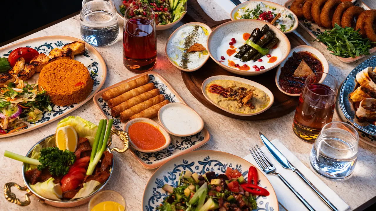 Located right next to the CF Rideau Centre - A La Istanbul Turkish Cuisine, Ottawa, ON