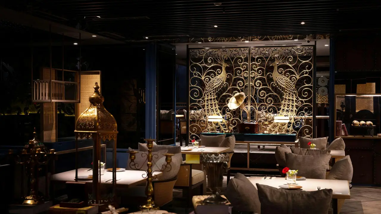 PAVO餐酒館 漢來店, Kaohsiung City, KHH
