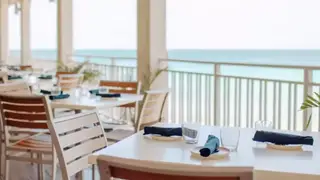 Una foto del restaurante The Longboard - St. Thomas