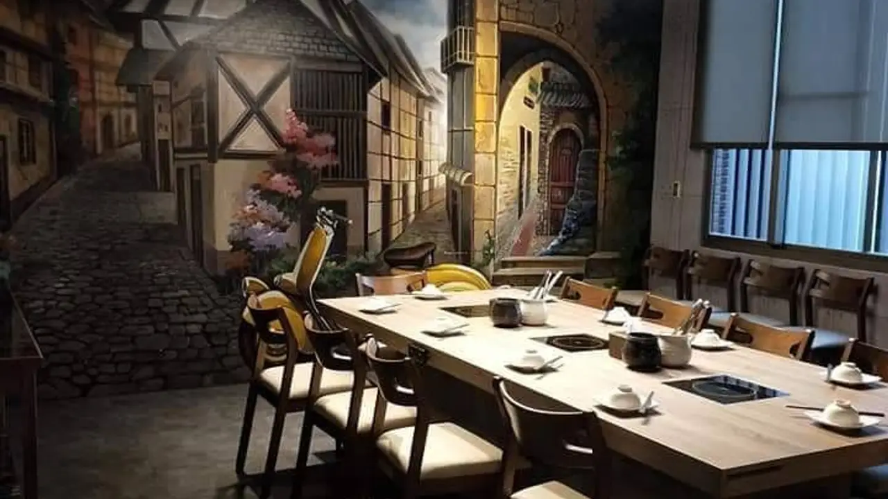 糧倉1號店頂級麻辣鴛鴦鍋 宜蘭店, Yilan City, ILA