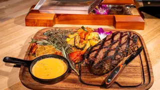 Una foto del restaurante The Fireside Tavern- Cedar Rapids