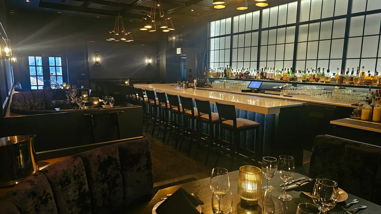 Best Steakhouse in Chicago USDA Prime Steaks - Kinzie Chophouse, Chicago, IL