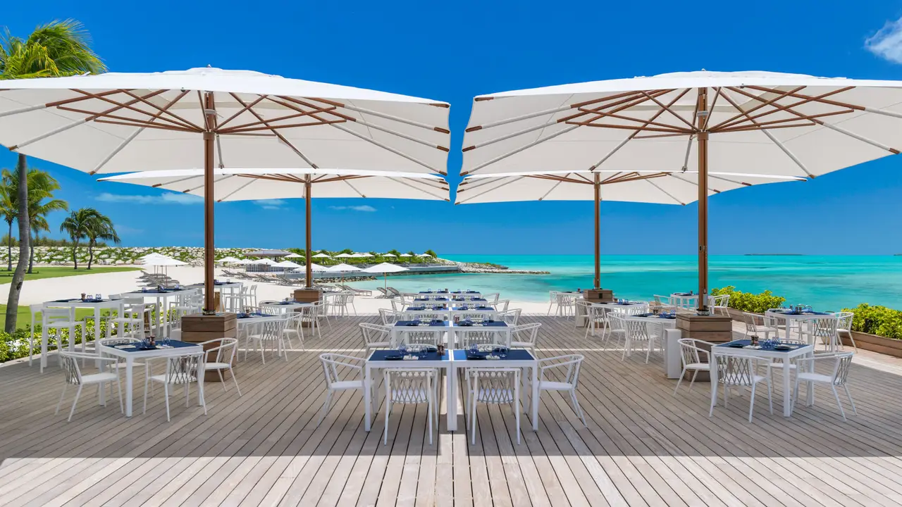 Land & Sea，Caicos IslandsVenetian Road Settlement