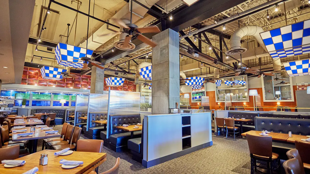 Legal Sea Foods - Framingham, Framingham, MA