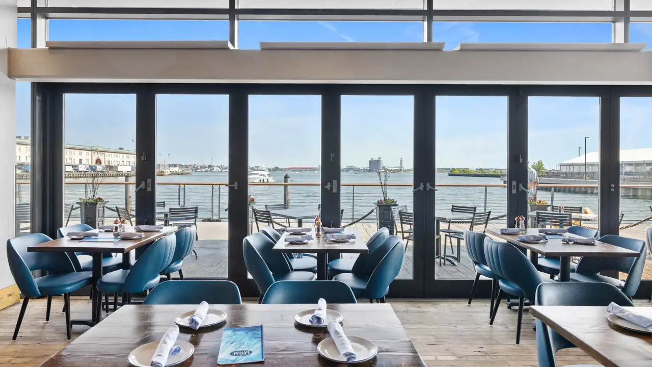 Legal Sea Foods - Harborside, Boston, MA