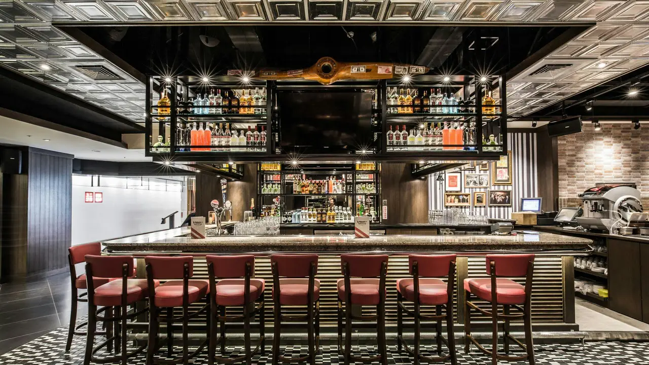 TGI FRIDAYS 林森餐廳Lin-sen Restaurant, Taipei City, TPE