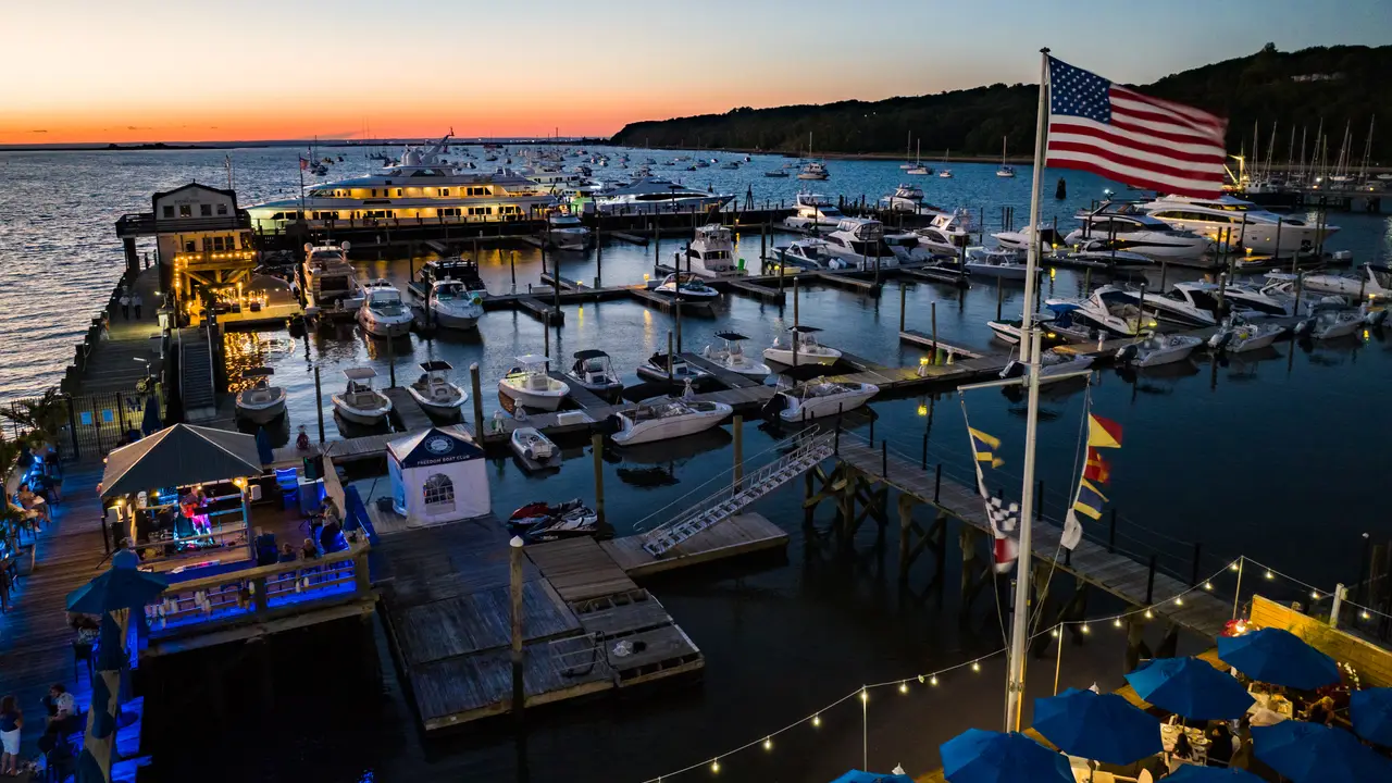 Black Pearl Seafood Chophouse, Port Jefferson, NY