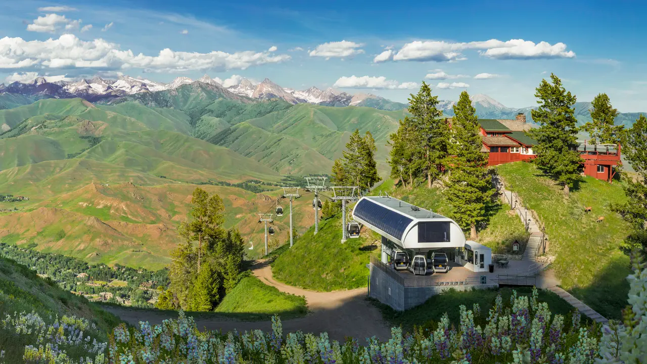 Gondola Service to Restaurant w/ Mountain Views - Roundhouse, Ketchum, ID