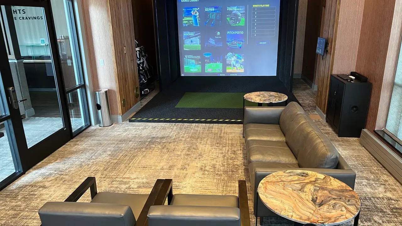 Topgolf Simulator - Topgolf Swing Suite Simulator, South Bend, IN