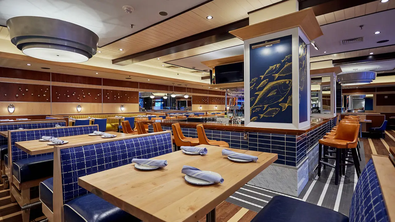 Legal Sea Foods - Park Square MA Boston