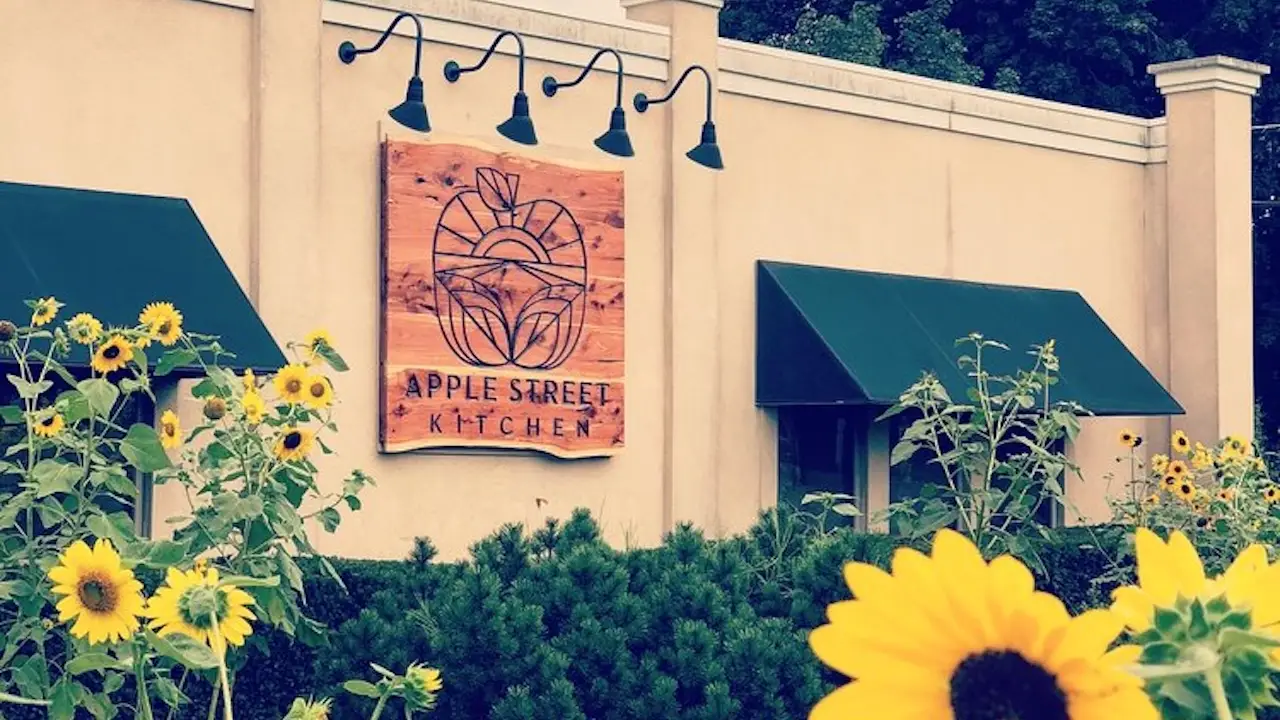 Apple Street Kitchen, Tinton Falls, NJ