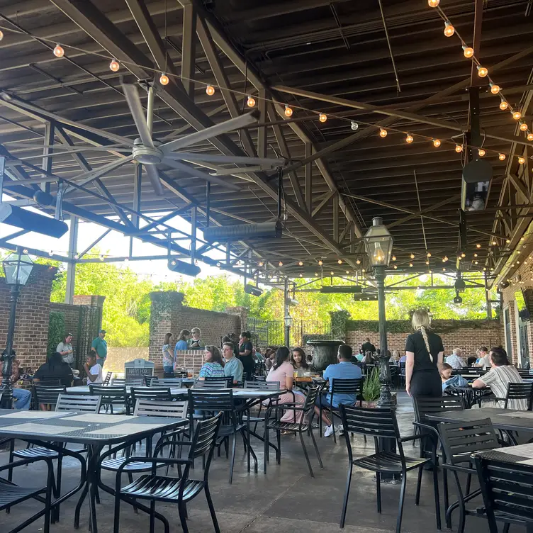 Patio 44, Hattiesburg, MS