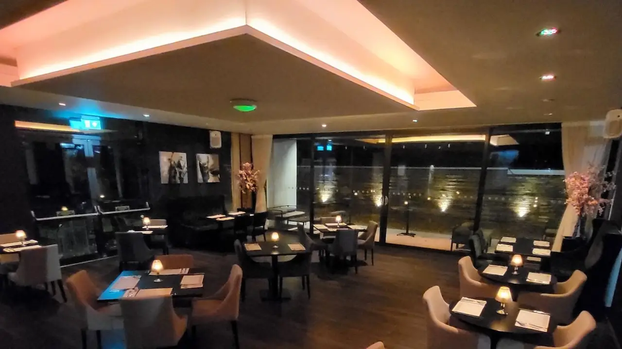 Restaurant  - Rasoi at Steventon Hotel, Abingdon, 