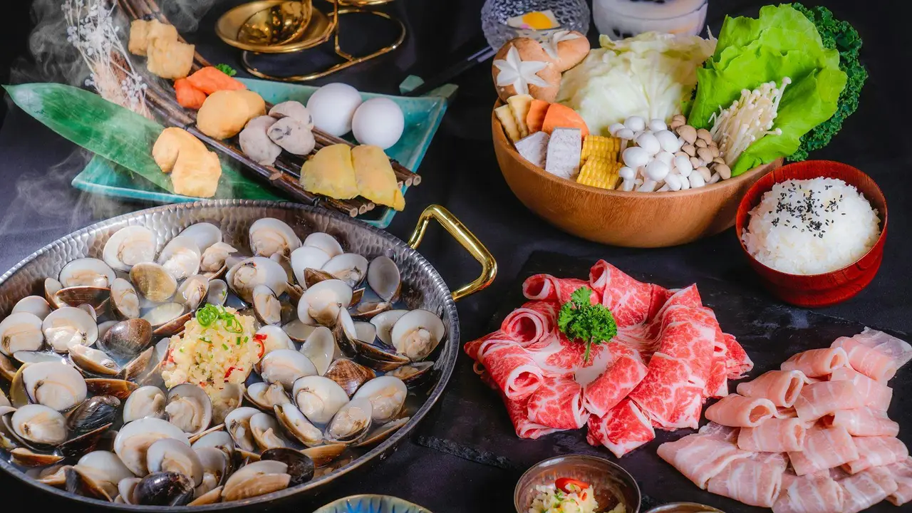 澳門贏到足鍋物私房 信義本店, Taipei City, TPE