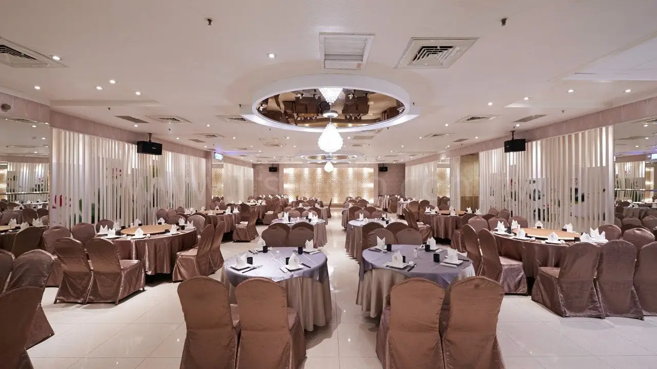 上海鄉村集團 仁愛店, Taipei City, TPE