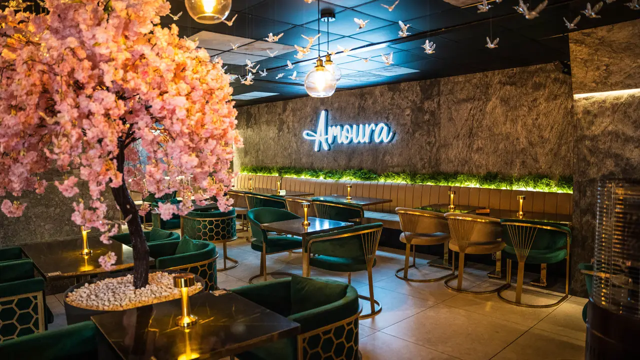 Amoura, Leicester, Leicester