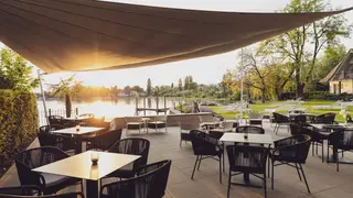Una foto del restaurante Sunset Lounge Caraleon