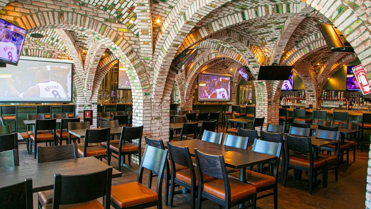Game Changer Brewhouse, Los Angeles, CA