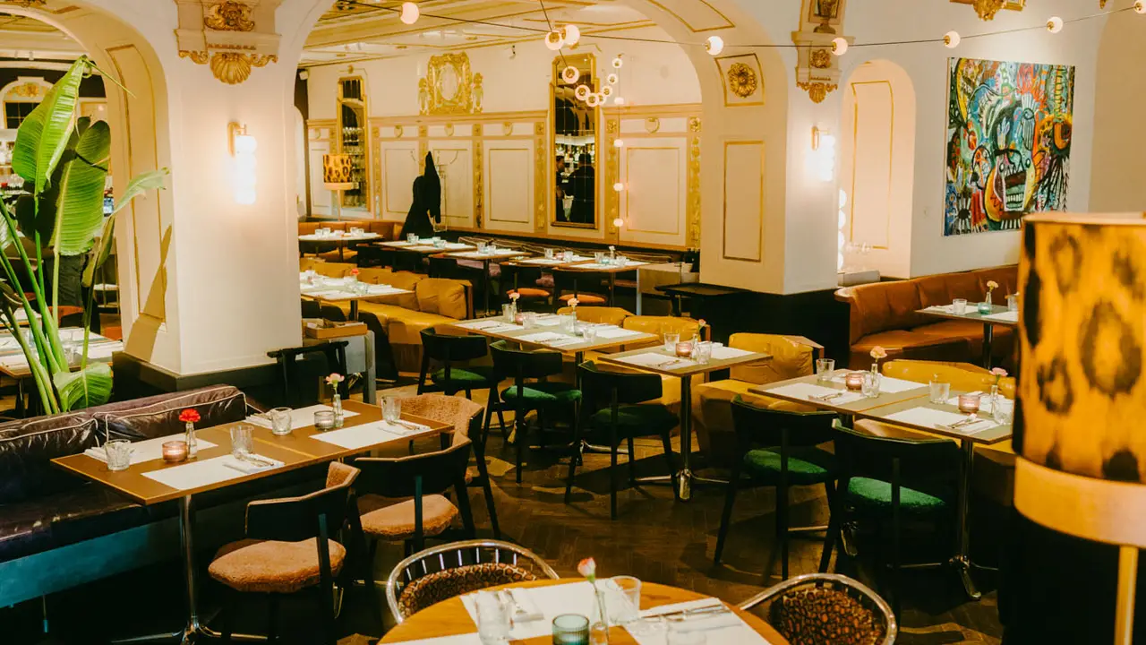 Blick ins Restaurant - Ornella, München, BY