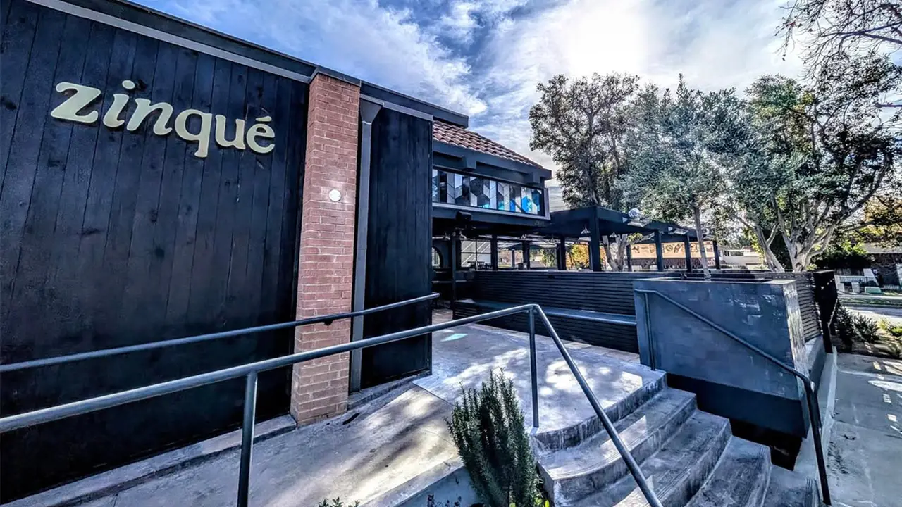 westlake patio - Zinqué - Westlake Village, Westlake Village, CA