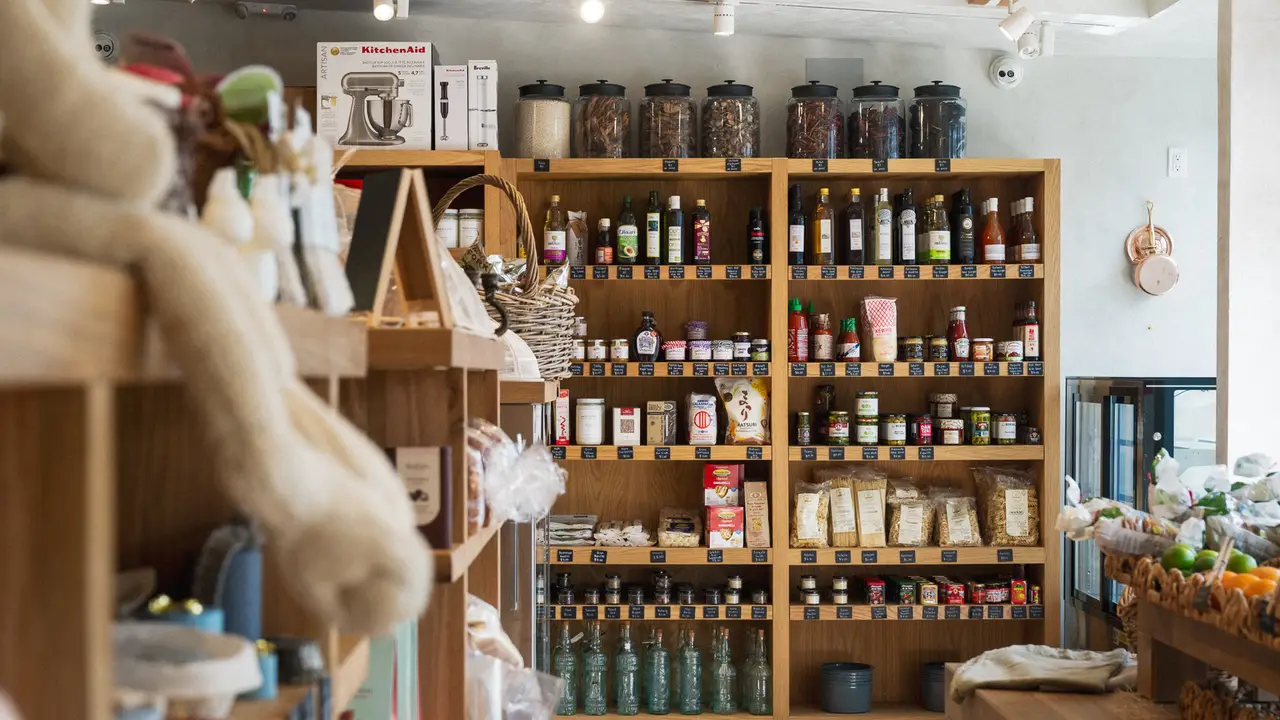 Provisions Market, Oyster Bay, NY