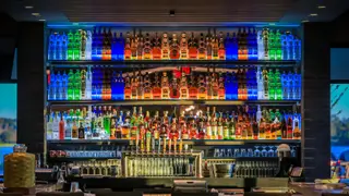 Una foto del restaurante Firebirds Wood Fired Grill - Charlotte - Stonecrest
