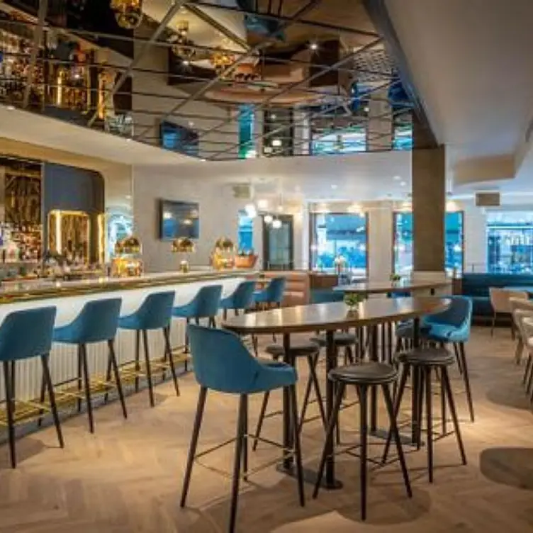 10 Fleet Street Restaurant Bar at The Morgan Hotel Dublin