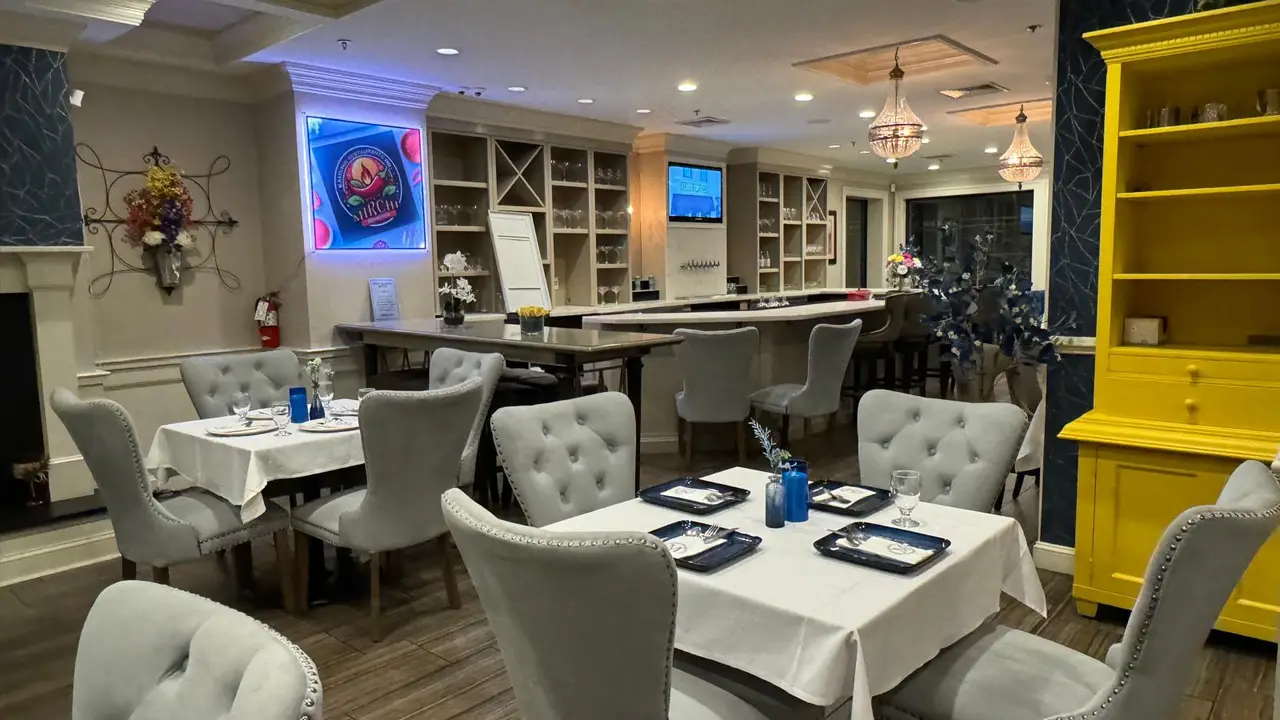 Delicious Indian Cuisine - Mirchi Indian Cuisine, Franklin, MA