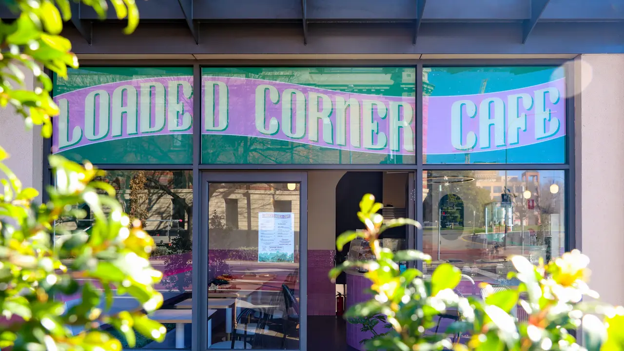Loaded Corner Cafe, Adelaide, AU-SA