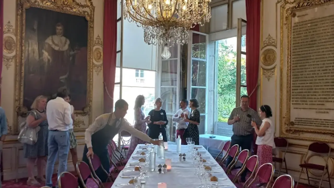 Du Sénat, Paris, Paris
