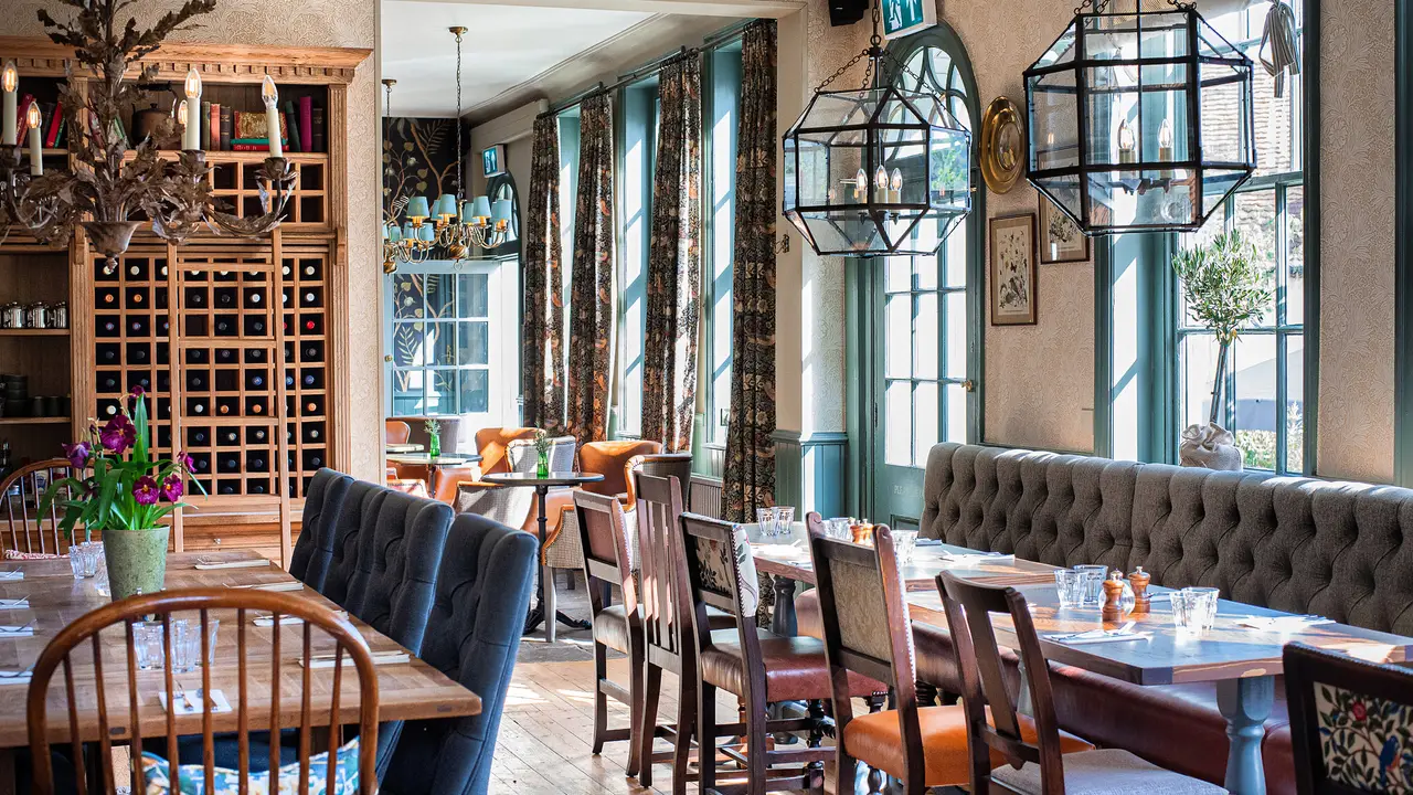 Restaurant Dining  - The William Bray, Guildford, Surrey